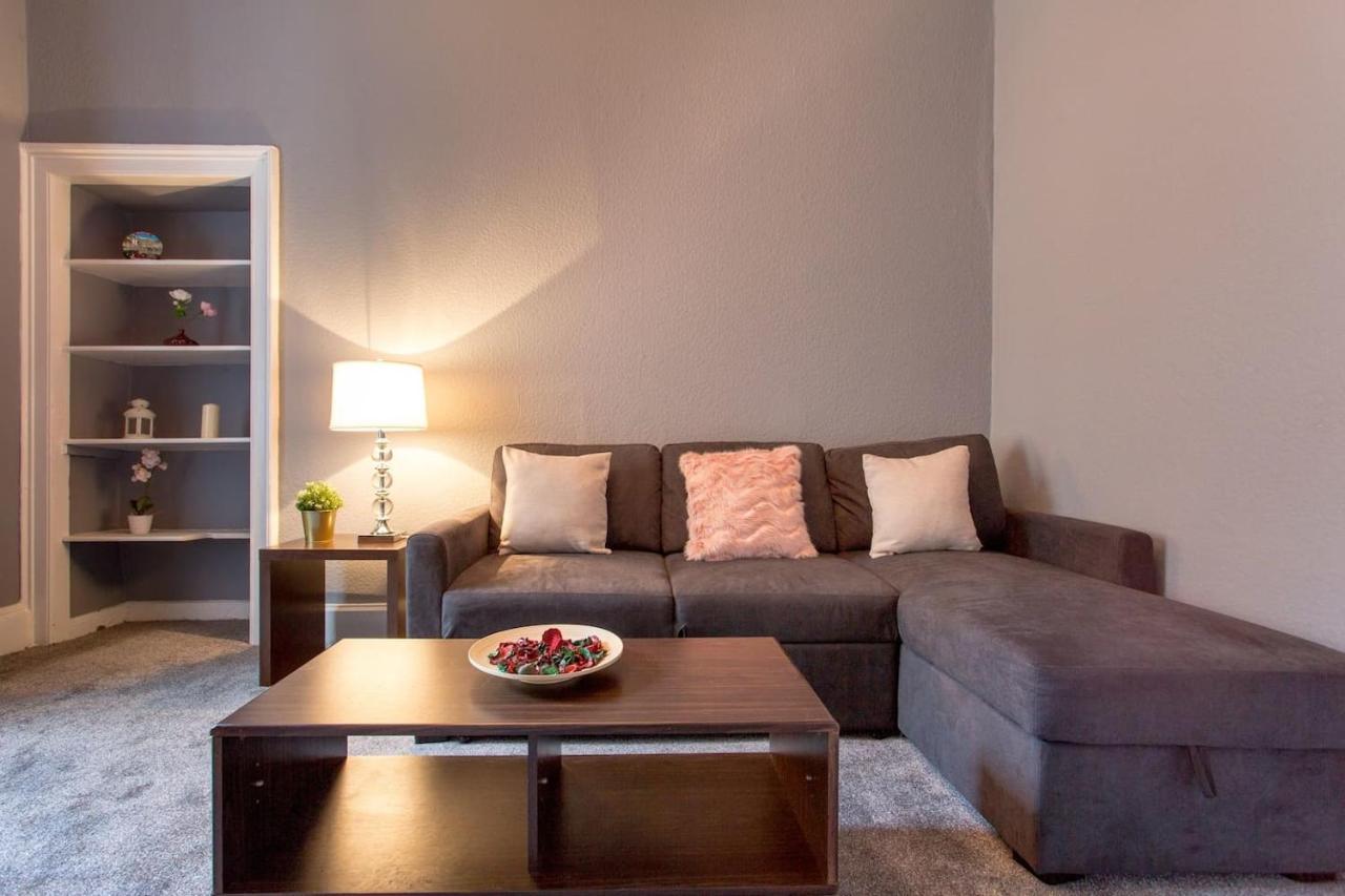Stunning 2-Bed Apartment In Central Эдинбург Экстерьер фото