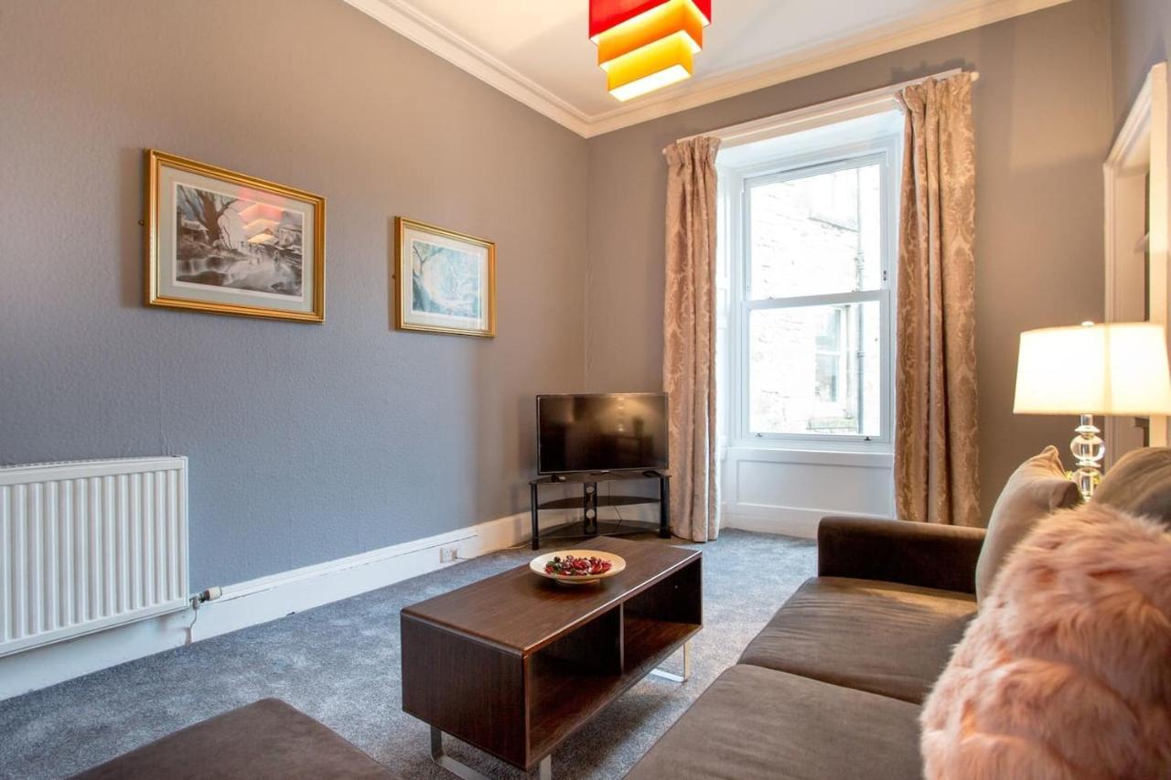 Stunning 2-Bed Apartment In Central Эдинбург Экстерьер фото