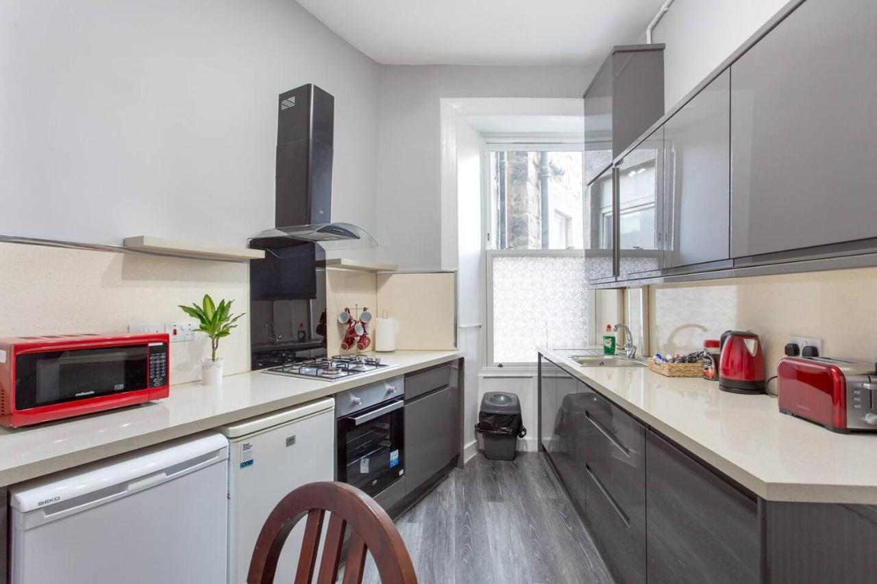 Stunning 2-Bed Apartment In Central Эдинбург Экстерьер фото